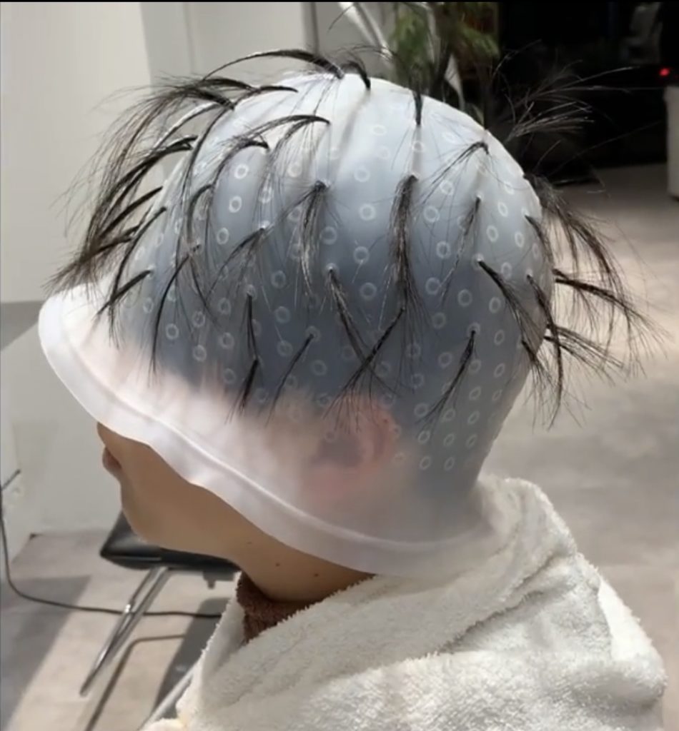 インスタで話題！メッシュキャップでハイライトカラー THE 3rd HAIR 津田沼・柏・千葉 メンズ美容室